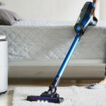 ТОП-10 дополнительных функций современных вертикальных пылесосов