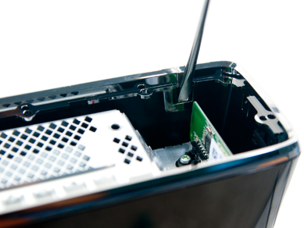 Как правильно разбирать консоль для чистки: полное руководство